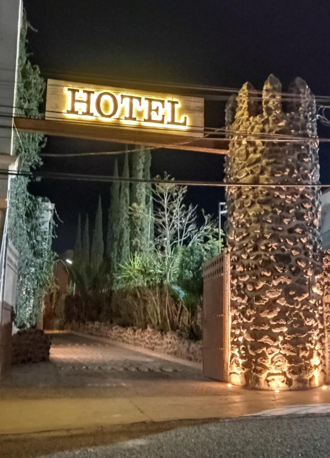 Hotel Villa Penasco Bernal Luaran gambar